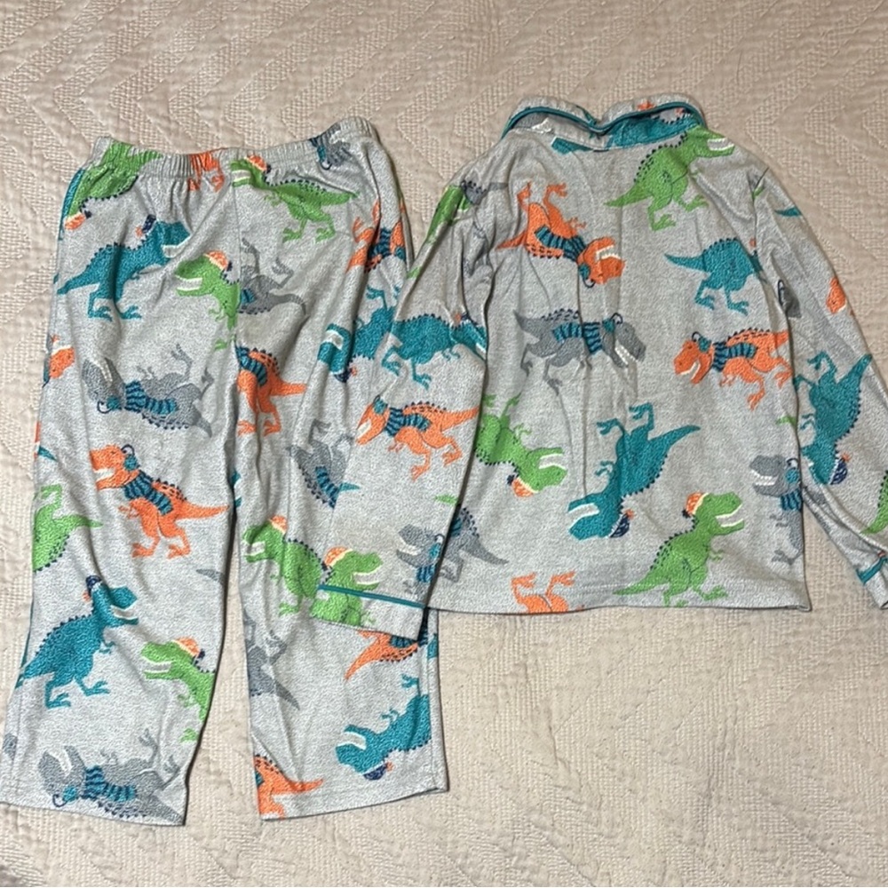 Bundle of 4T Pajama Sets (8 pieces) - Picture 3 of 11